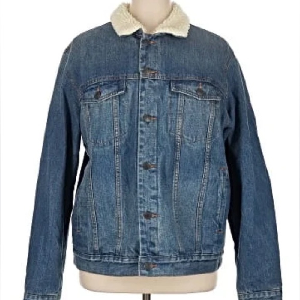 Goodfellow & Co Denim Jacket with Sherpa lining.